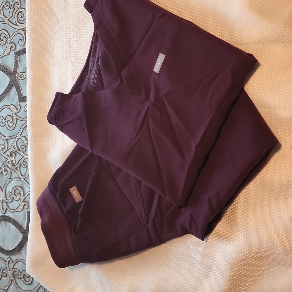 Figs scrubs set deep purple